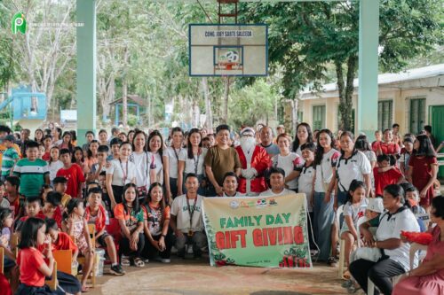 Mayor Caloy, MSWDO, and KALAHI-CIDDS Bring Gift Packs to 702 Families